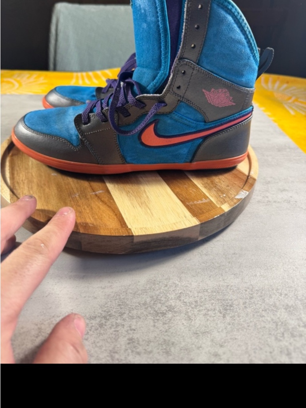 Nike Air Jordan 1 Retro Skinny High Tropical Teal Size 6Y Grey Pink. W7.5 - Picture 3 of 6